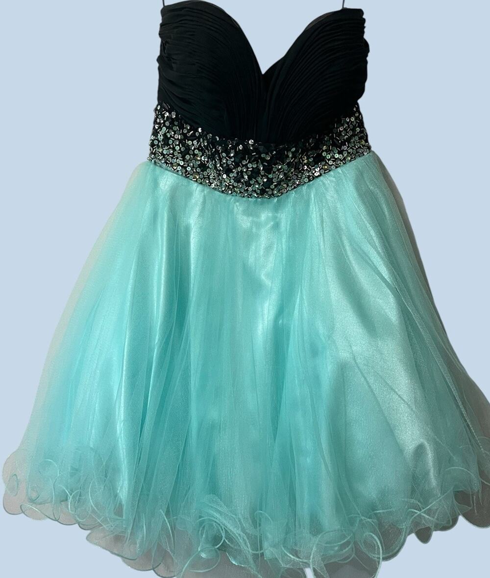 Night Moves Tulle Homecoming Party Mini Dress size 4 Babydoll Prom Fairycore
